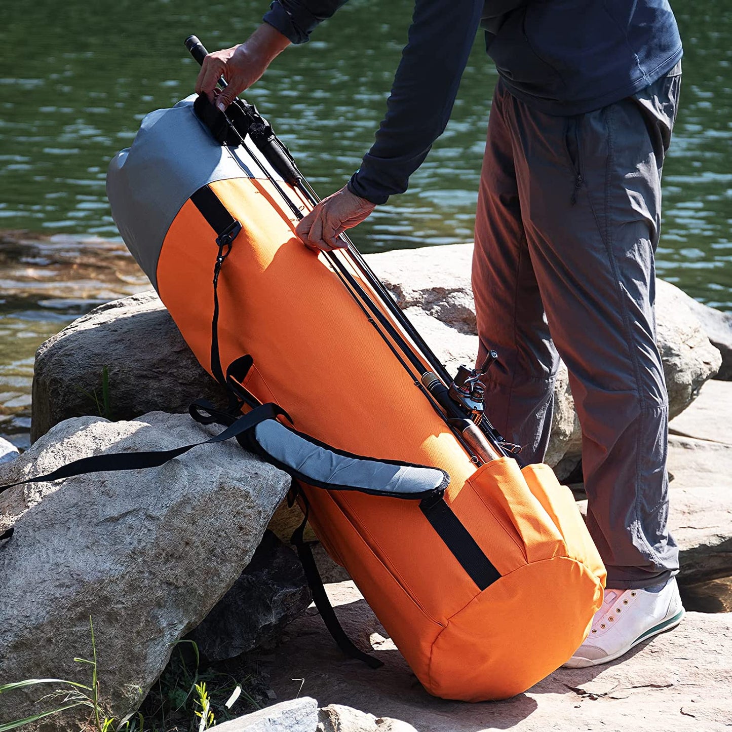 Durable 900D Oxford Cloth Fishing Rod Bag - Travel Case for Storing Up to 6 Rods with Reels