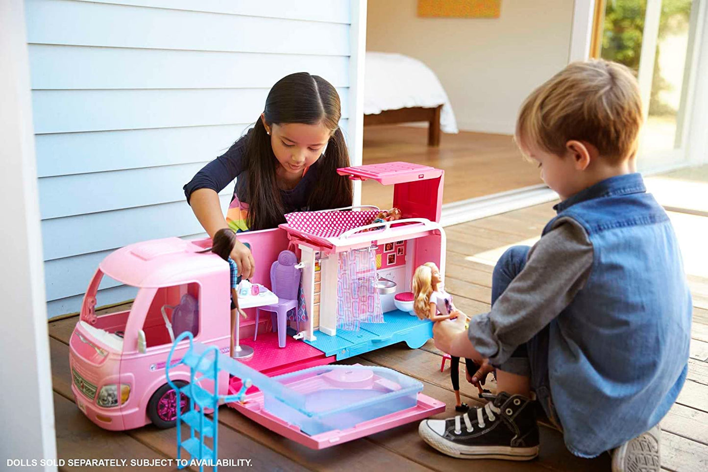 Dreamcamper Toy Vehicle - Camper Playset with 50 Accessories, including Furniture, Pool & Slide, Hammocks & Fireplace.