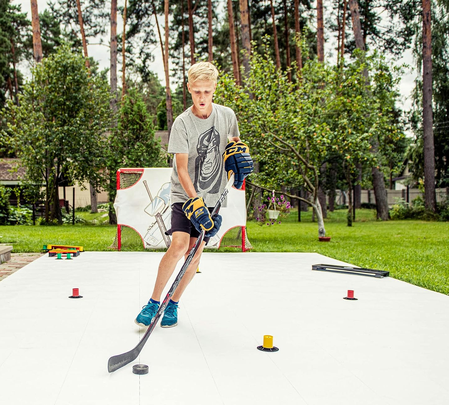 Stickhandling Trainer - Enhancing Puck Control, Reaction Time, and Coordination - Lightweight, Portable, and Adjustable Equipment