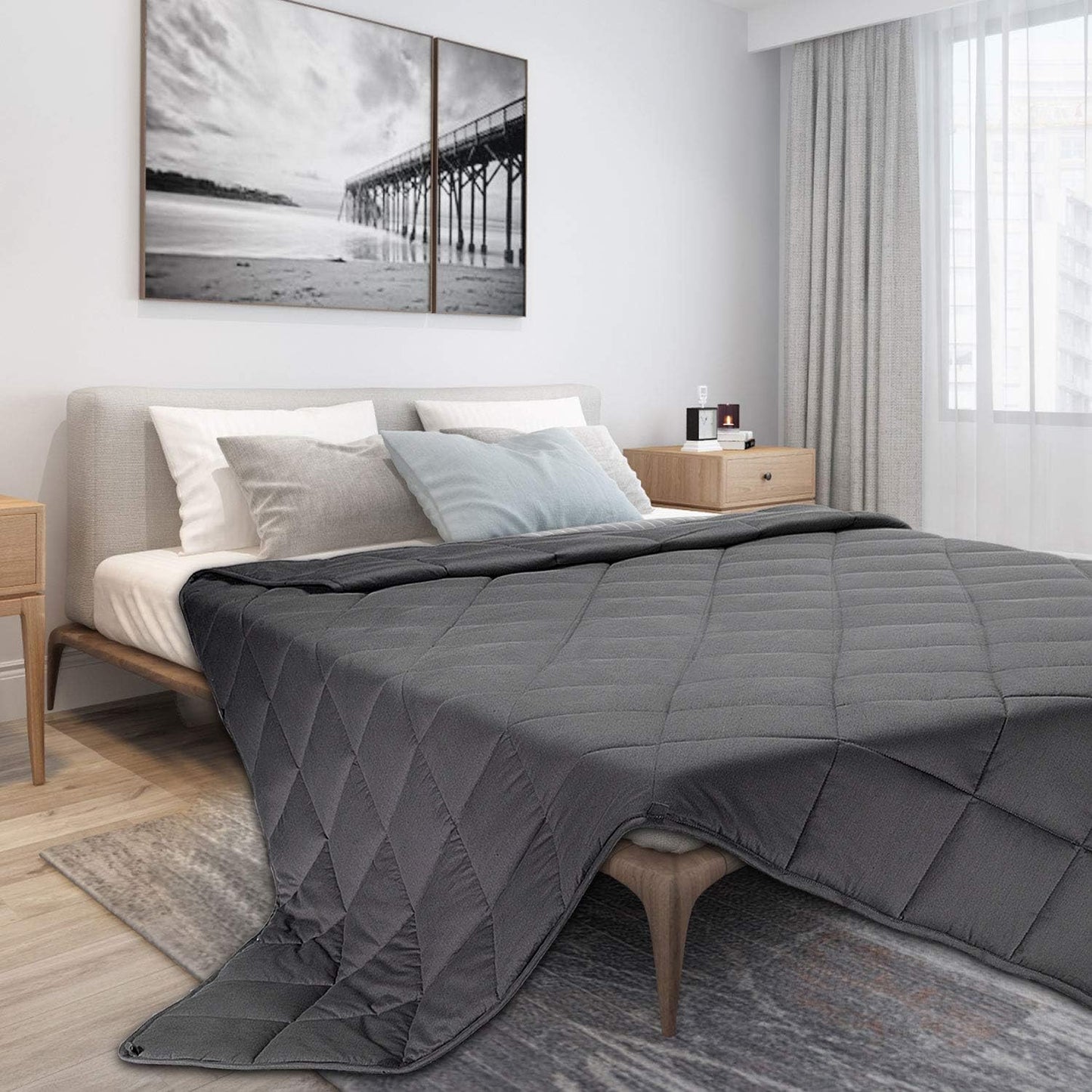 15 lbs Cooling Weighted Blanket - Double Queen Size (60"x80") in Dark Grey. An Ideal Gift for Adults, Men, Women, and Youths. Perfect for a Good Night's Sleep.