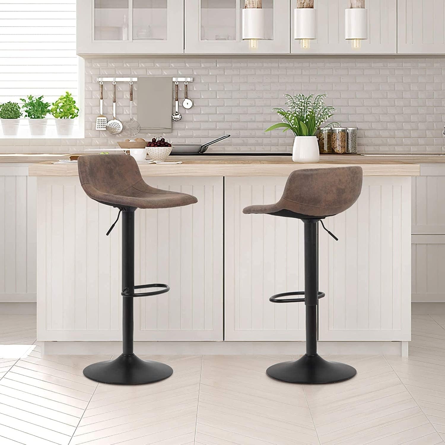 Set of 2 Bar Stools, Swivel Barstool Chairs with Back, Modern Pub Kitchen Counter Height, Retro Brown, PU Material