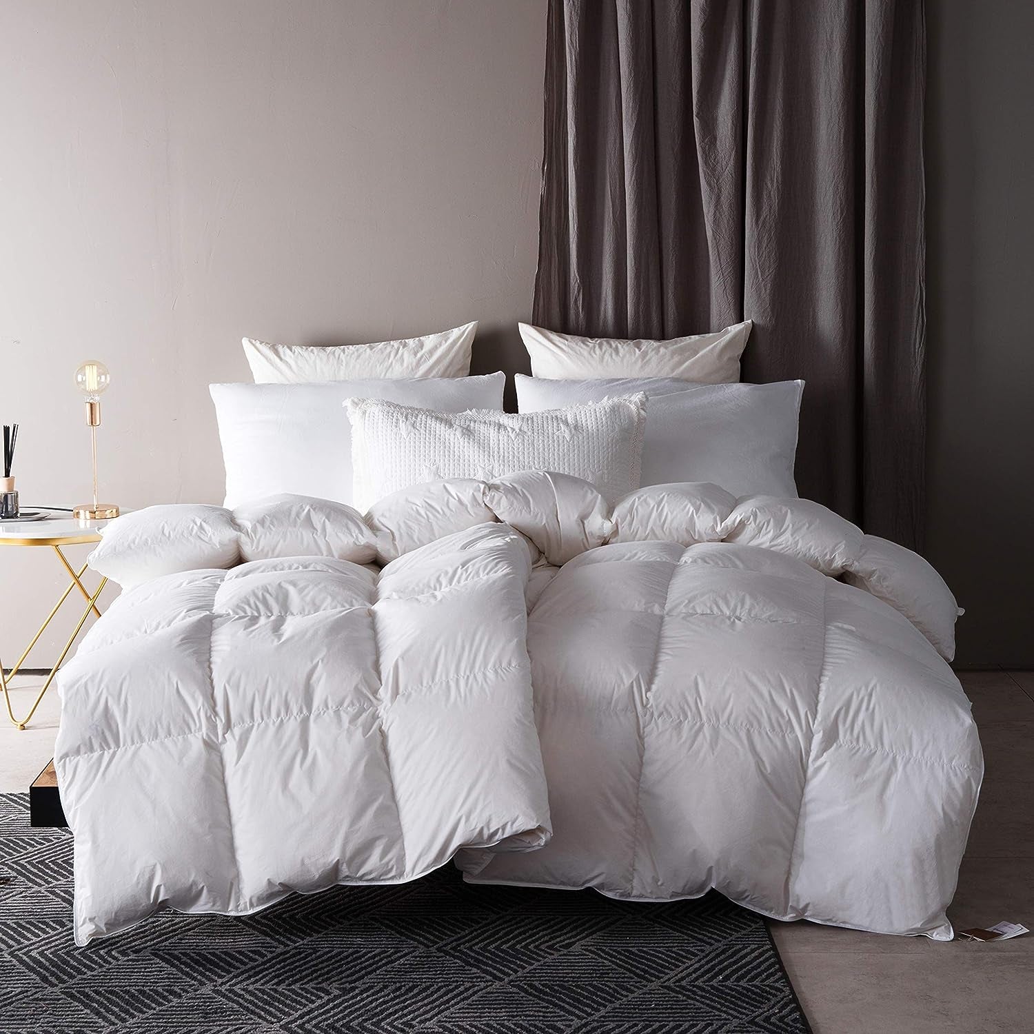 Premium King Size Comforter - White Goose Down and Feather Blend, 100% Egyptian Cotton Shell, Down Proof, 600 Thread Count, Hypo-allergenic, Solid White, 106*90 inches