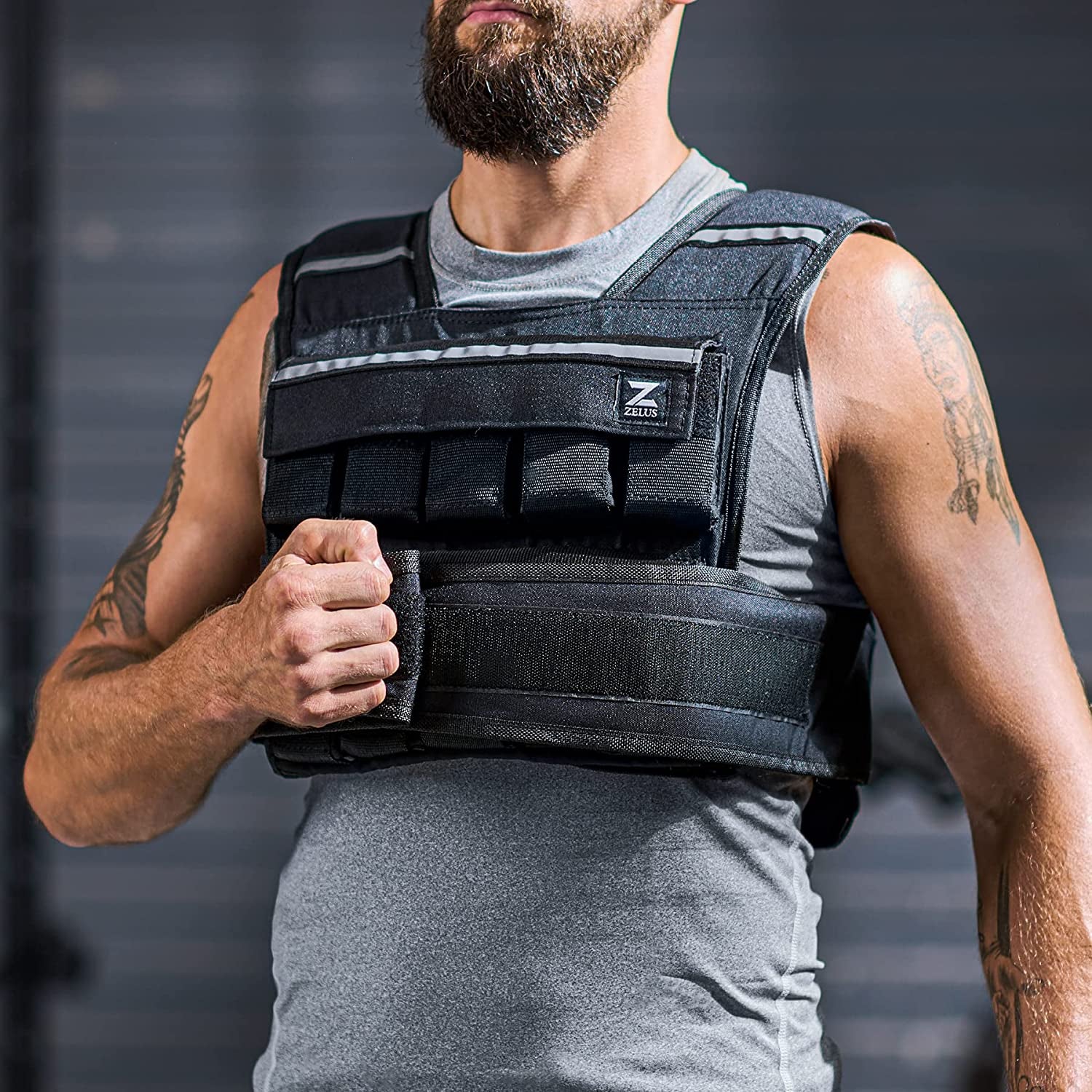 Adjustable Weighted Vest for Strength Training and Fitness - Includes Weights and Weight Bars/Iron Sandbag - Ideal for Home Exercise - Suitable for Men and Women