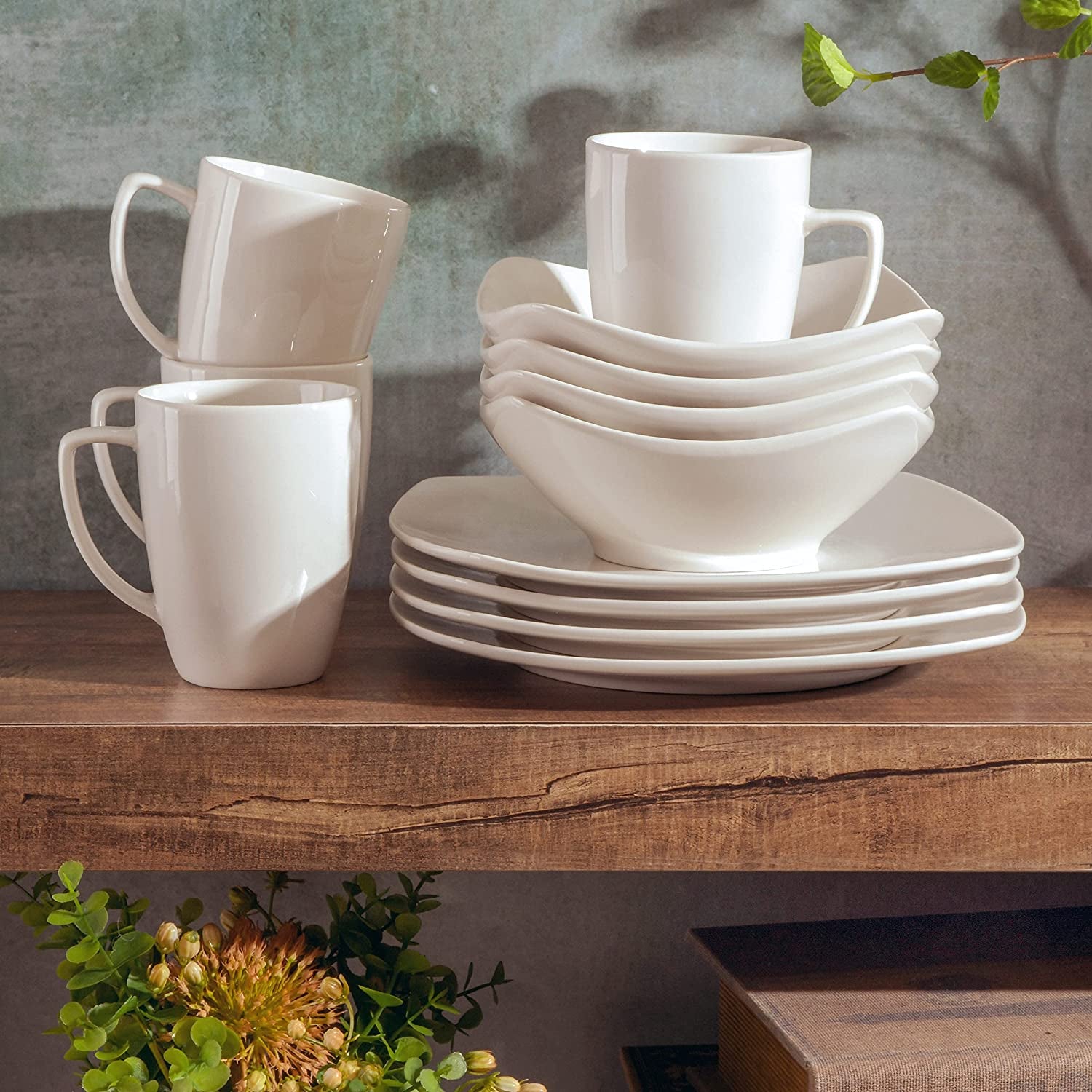 Porcelain Dinnerware Set: Service for 4 (12pcs) in White (Soft Square).