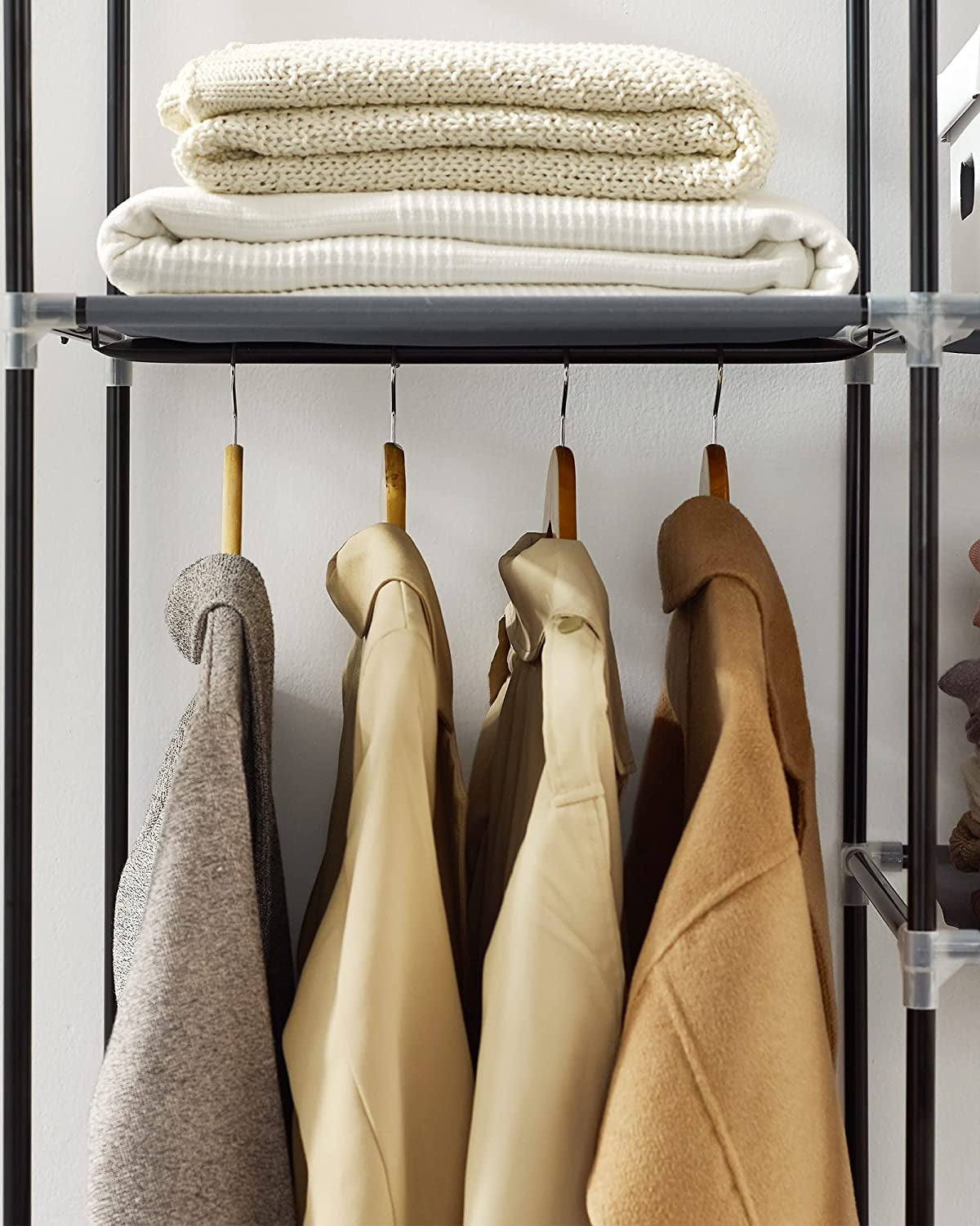 Portable Clothes Closet: Non-Woven Fabric Wardrobe Storage Organizer in Gray 