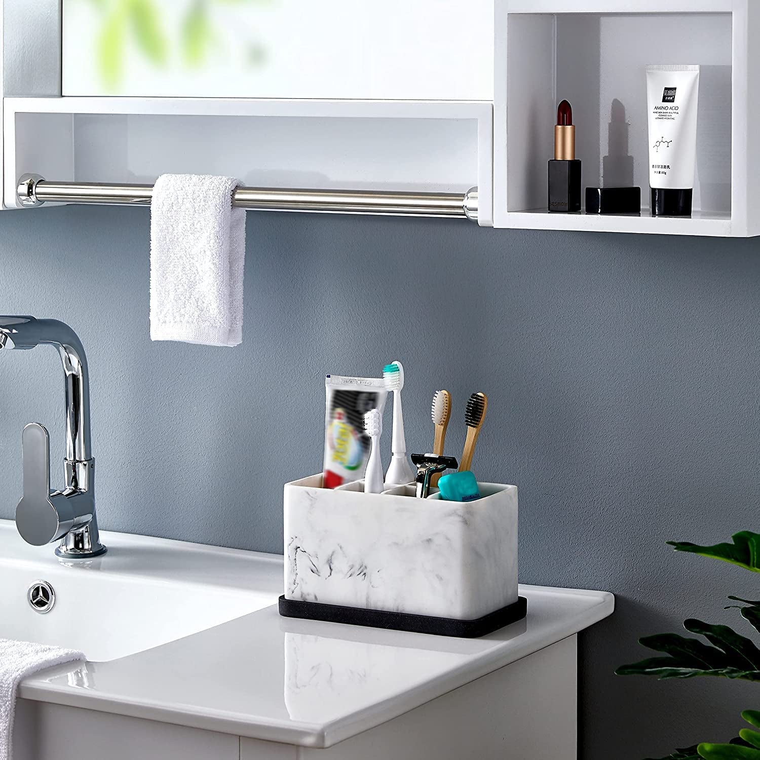 Toothbrush Holder, Bathroom Storage Organizer Caddy for Electric Toothbrush, Toothpaste and Makeup Brush, Bathroom Organizers countertop, Porte brosse a dent