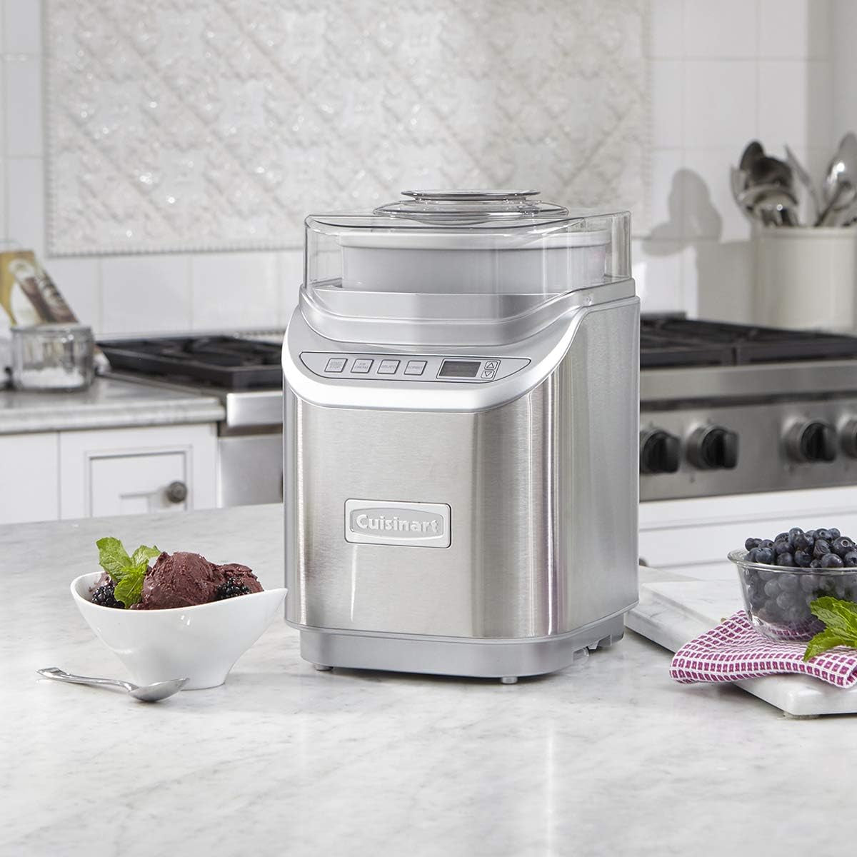 Gelato, Ice Cream, and Sorbet Maker in Silver