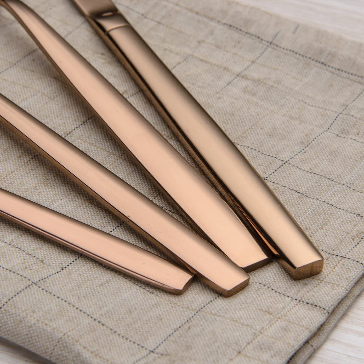 Shiny Copper 20-Piece Titanium Rose Gold Plated Stainless Steel Flatware Set - Includes Copper Silverware Set for 4 People, Creating a Stunning Copper Color Cutlery Set.